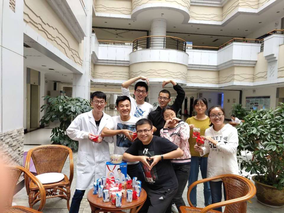 e417df1b267d4983bc1d3f47e1f13bc4.jpg e417df1b267d4983bc1d3f47e1f13bc4.jpg