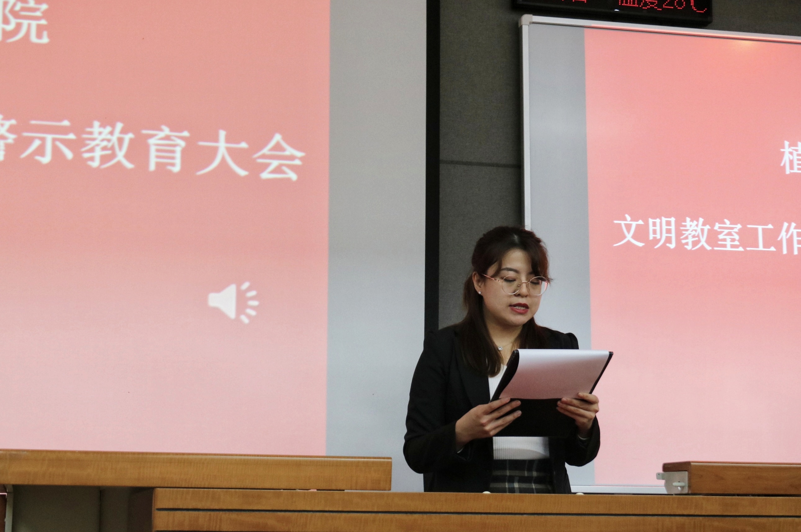 b87b2509edc8454d914b521cae3502e0.jpg b87b2509edc8454d914b521cae3502e0.jpg