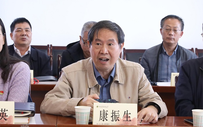 71032372174a4c0db250043f42c3fa0c.jpg 康振生院士发言.jpg